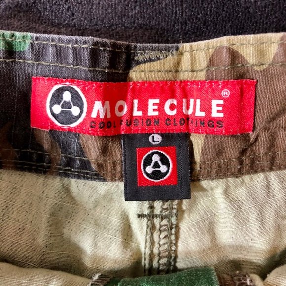 Molecule Cool Fusion Clothings Camo Shorts, size L - Picture 7 of 9
